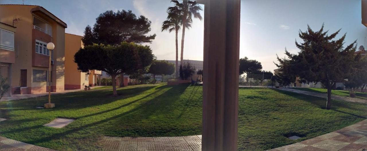 רוקאוטס דה מר Coqueto Apartamento Con Terraza En La Playa מראה חיצוני תמונה
