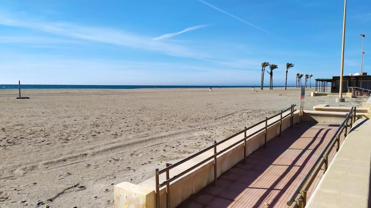 רוקאוטס דה מר Coqueto Apartamento Con Terraza En La Playa מראה חיצוני תמונה